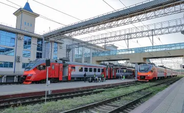 Поезда на вокзале Ростов-Главный. Фото пресс-службы СКППК.