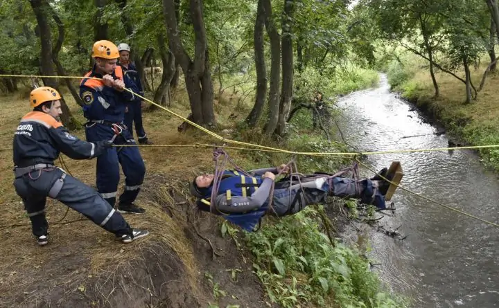 Тренировка спасателей. Фото donnews.ru