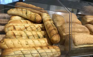 Хлеб в магазине. Фото donnews.ru