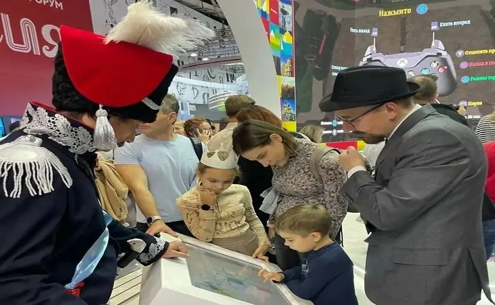 Маленькие посетители выставки оценили интерактивные игры. Фото пресс-службы губернатора Ростовской области