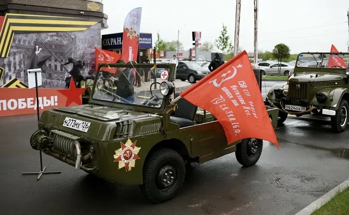 Выставка военной техники в экорайоне «Вересаево». Фото пресс-службы «ЮгСтройИнвест»