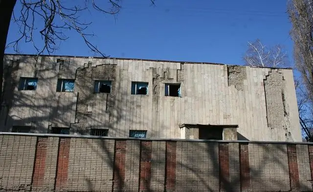 Заброшенный солдатский клуб на Красноармейской, 97. Фото krestianin.ru.