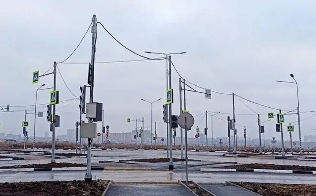 Перекресток, на котором установили 18 светофоров. Фото: «Это Ростов-на-Дону!» / Vk.com