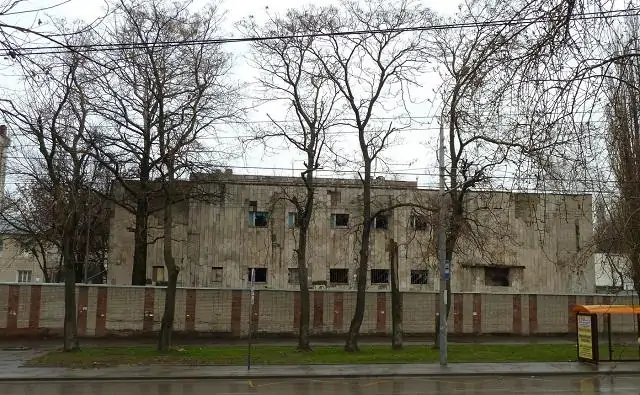 Заброшенный солдатский клуб на Красноармейской, 97. Фото цдумро.рф