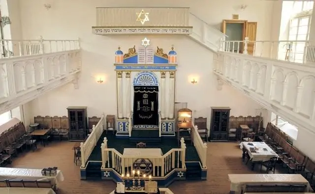 Внутри ростовской синагоги. Фото evreirostov.ru.