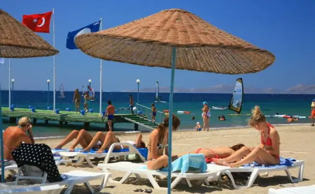 Пляж в Турции. Фото TravelOK