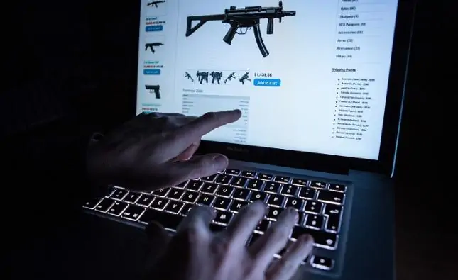 Продажа оружия в интернете. Фото flipboard.com.