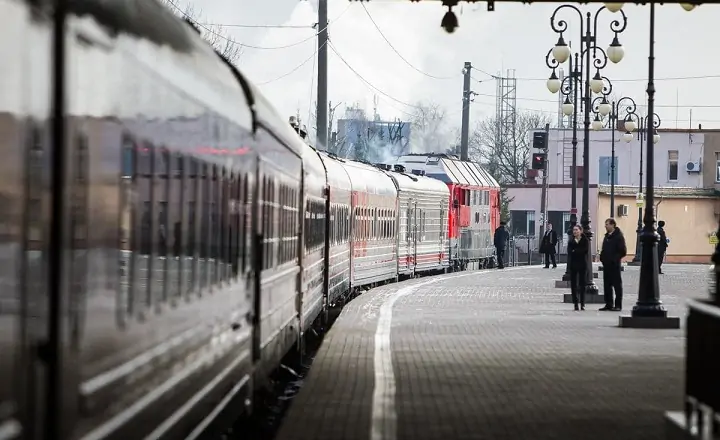 Поезд отправляется, фото kaliningrad.rbc.ru