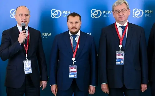Слева направо: Игорь Сорокин, Павел Сниккарс, Алексей Кулапин. Фото donland.ru