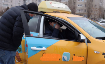 В Батайске прошли рейды по соблюдению масочного режима в автобусах и такси