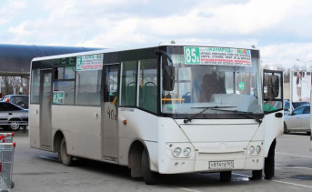 В Ростове перевозчики двух маршрутов решили снизить стоимость проезда в убыток себе