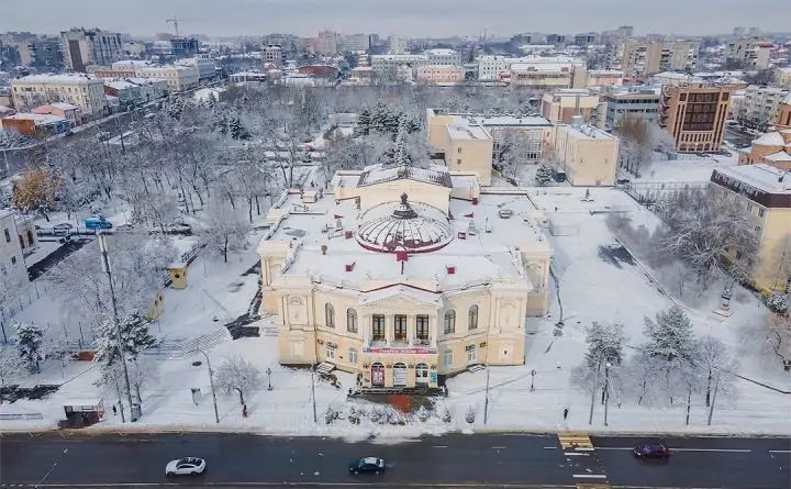Ростовский академический молодёжный театр. Фото Дениса Демкова