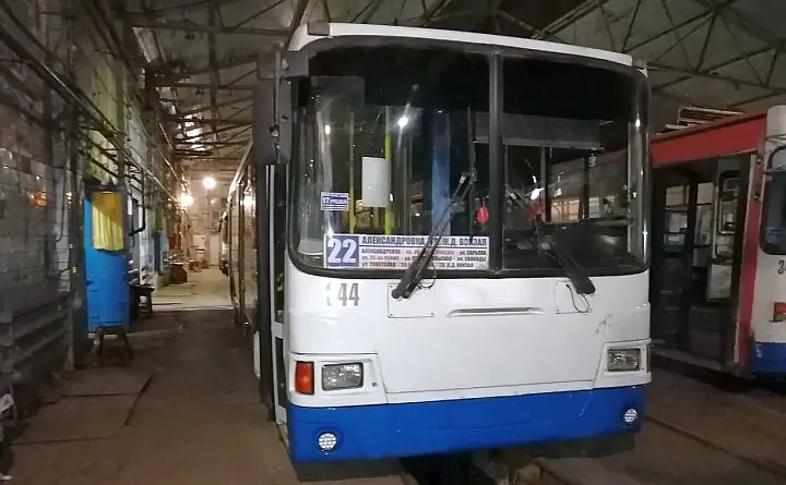 В туалет на ведро: водитель ростовского троллейбуса пожаловалась на нечеловеческие условия работы