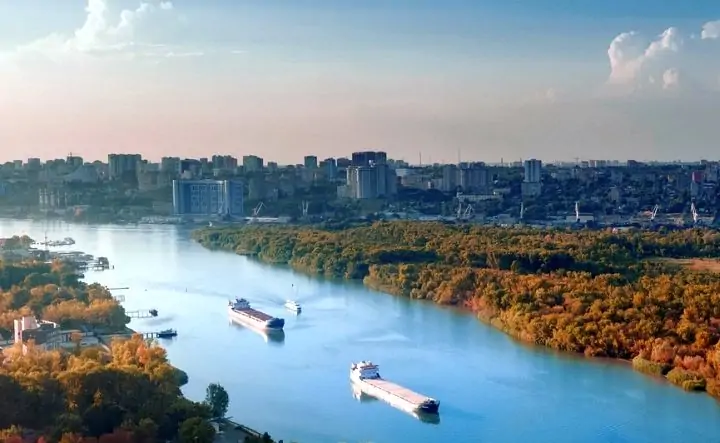 Осень в Ростове. Фото Дениса Демкова