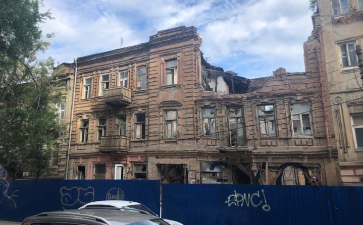В Ростове распространили список из 624 домов в центре города, которые могут пойти под снос