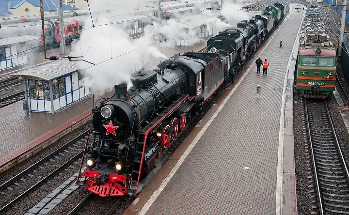 Ретро-поезд СКЖД. Фото railgallery.ru