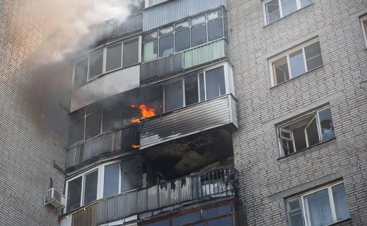 Пожар в квартире многоэтажного дома. Фото ngs.ru