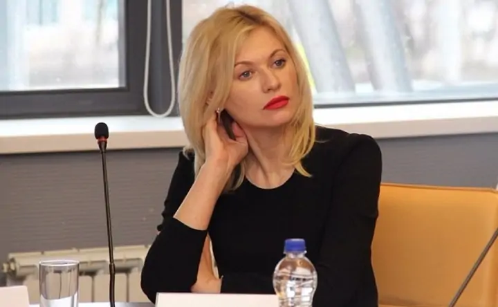 Депутат Екатерина Стенякина. Фото zsro.ru