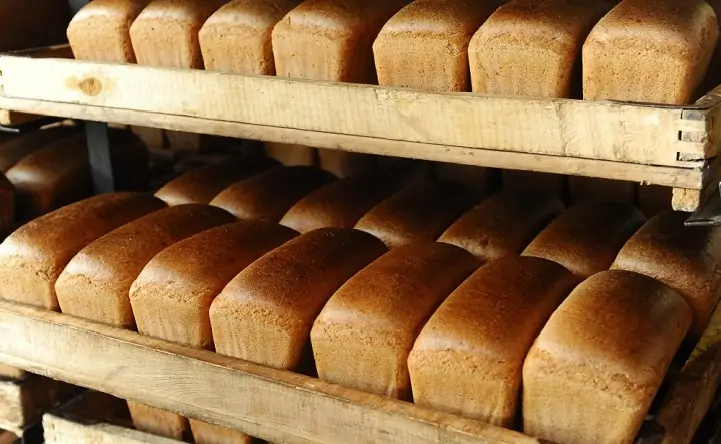 Свежеиспечённый хлеб. Фото РИА.