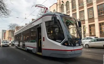 Трамвай в Ростове, фото Романа Неведрова