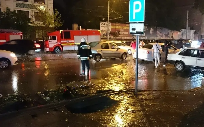 Потоп в Ростове. Фото rostov.kp.ru