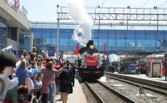 Прибытие ретропоезда «Победа». Фото donland.ru