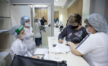 Минздрав Ростовской области повысил на миллион цену контракта по закупке универсальной вакцины от коронавируса