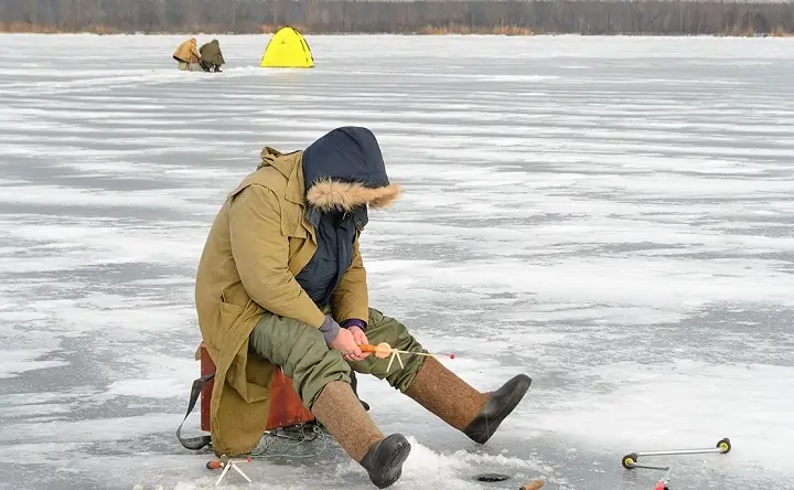 Зимняя рыбалка. Фото Сергея Огарёва/fotokto.ru