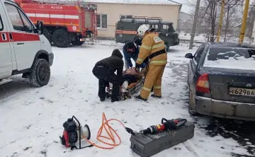 Спасатели пришли на помощь. Фото donland.ru