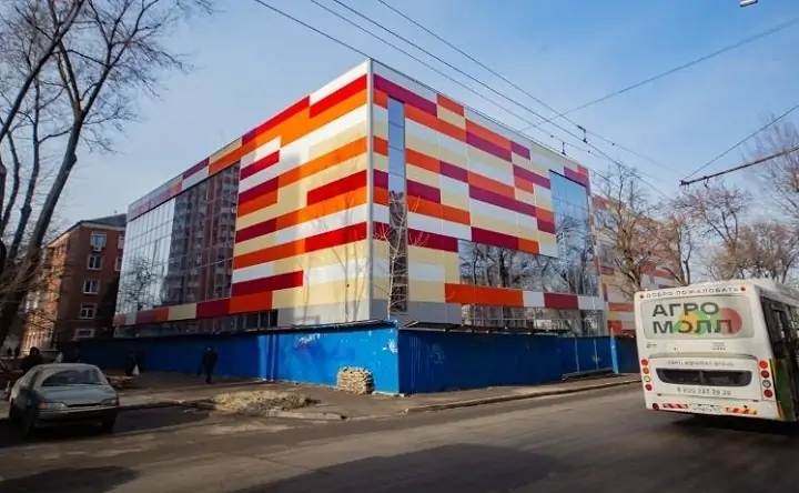 Так кинотеатр «Юбилейный» выглядит сейчас. Фото bloknot-rostov.ru