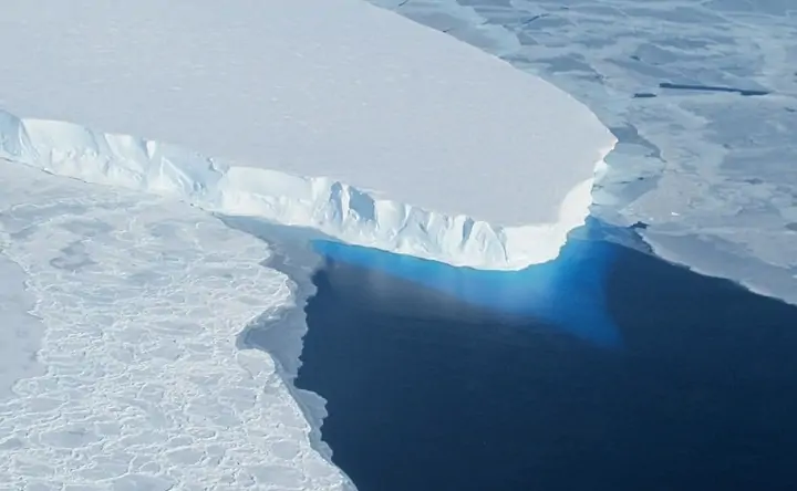 Ледник Туэйтса в Антарктиде. Фото NASA
