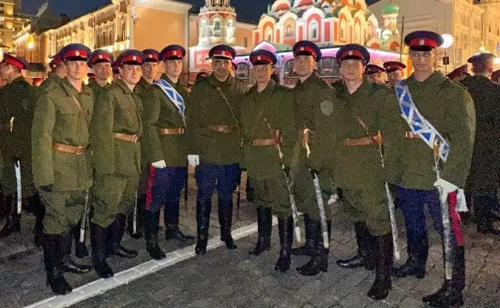Донские казаки на Красной площади. Фото donland.ru