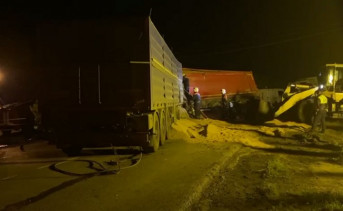 В Ростовской области после ДТП загорелся большегруз, погиб мужчина