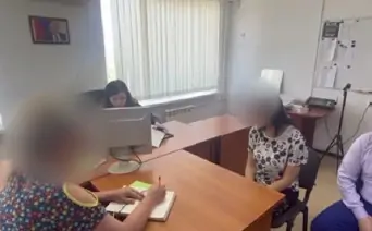 В Ростовской области задержали 37-летнюю мамашу, которая снимала и ...