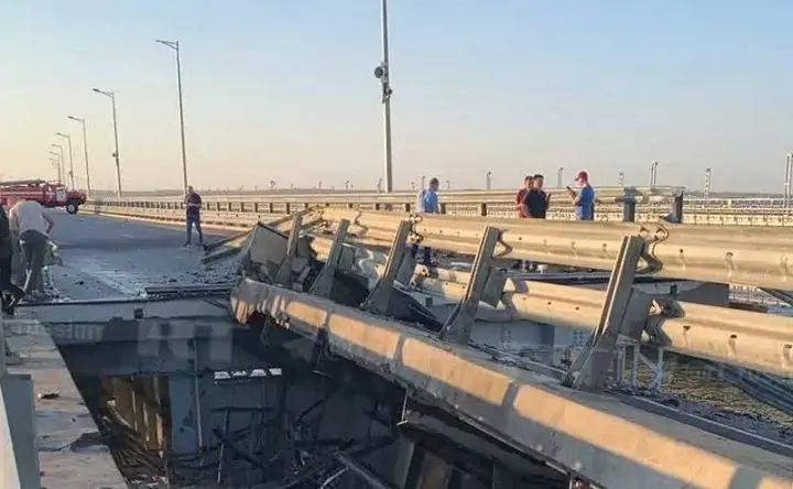 Место нового происшествия на Крымском мосту. Фото «ЧП Севастополь», Telegram
