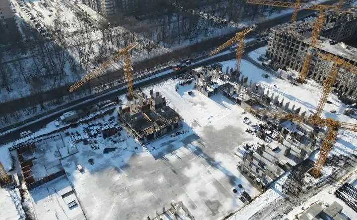 Строительство домов на территории бывшего аэропорта Ростова. Фото пресс-службы «ЮгСтройИнвест»