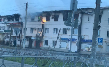 35 человек эвакуировали из горящей многоэтажки в Ростовской области
