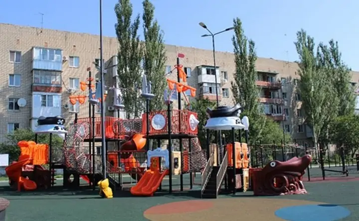 Детская площадка. Фото donland.ru