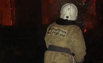 Пожарный. Фото пресс-службы ГУ МЧС по Ростовской области