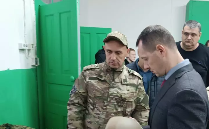 Владимир Ращупкин (справа на переднем плане). Фото из Telegram-канала «Азов — на Дону»