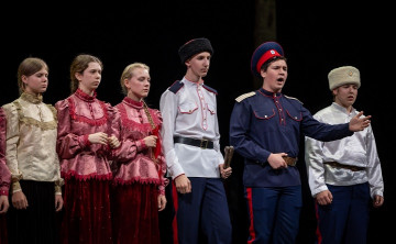 На региональном этапе всероссийского фестиваля выбрали пять лучших народных хоров Ростовской области