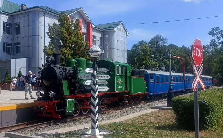 В парке Островского в Ростове заработала детская железная дорога