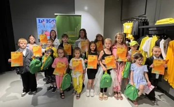 Награждение юных участников. Фото пресс-службы банка "Центр-инвест"