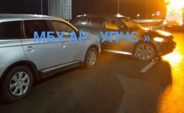 Фото с места ДТП МБУ АР «УПЧС» (112 Аксайского района)