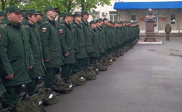 Призывники. Фото пресс-службы правительства Ростовской области