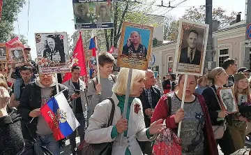 Шествие «Бессмертного полка» в 2022 году. Фото donnews.ru