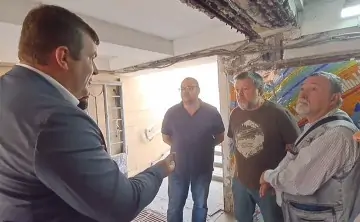 Встреча с активистами в подземном переходе на Кировском. Фото donnews.ru