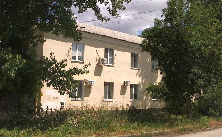 Аварийный дом на Гагарина, 73. Фото donland.ru