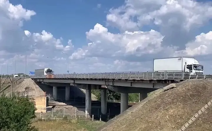Мост между Батайском и Ростовом. Фото donnews.ru