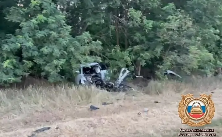 Фото с места ДТП отдела пропаганды УГИБДД по Ростовской области